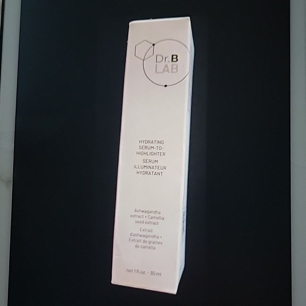 NEW dr. brandt B Lab Hydrating Serum-To-Highlighter Brightening Face Moisturizer